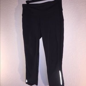 LULU CROP PANTS